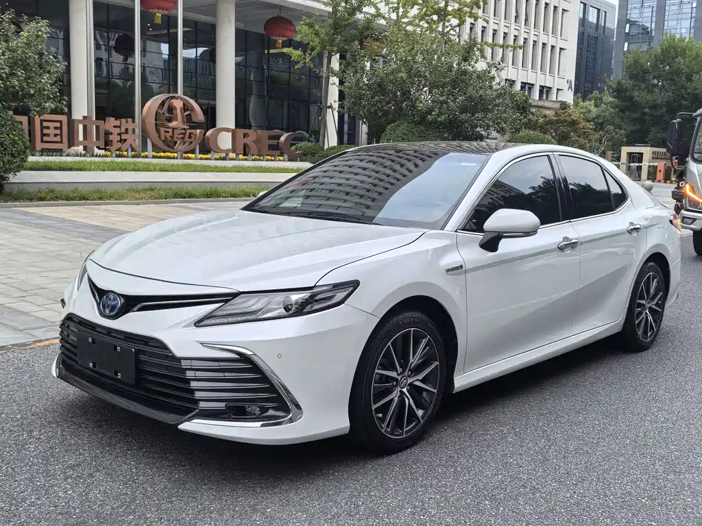 Toyota Camry 2021 2.5HG Luxury