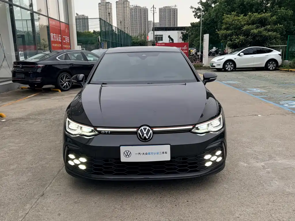 Volkswagen Golf GTI — миниатюра 2