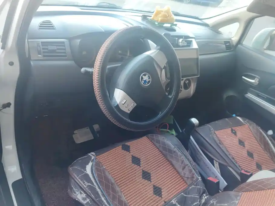 Venucia R50X — миниатюра 12