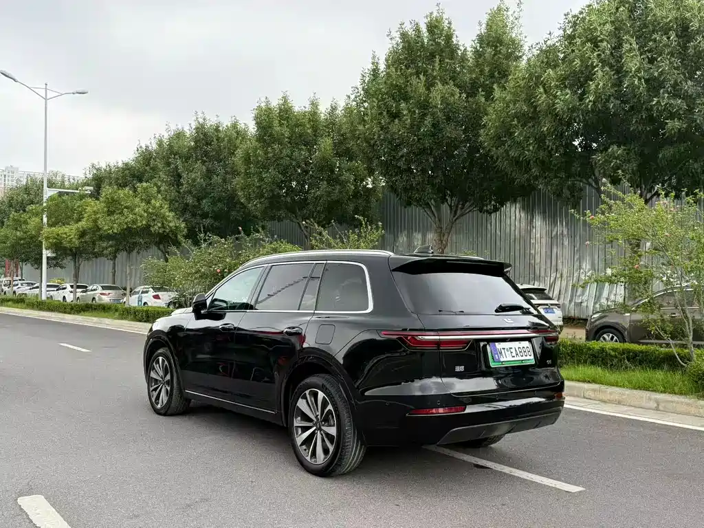 Li Auto Li ONE — миниатюра 9