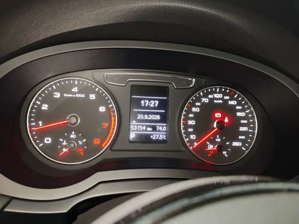 Audi Q3 — миниатюра 12