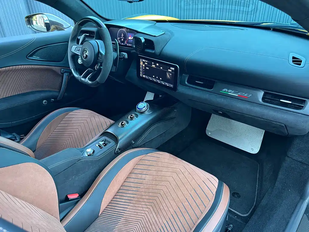 Maserati MC20 — миниатюра 11