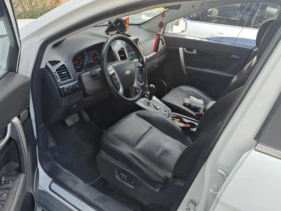 Chevrolet Captiva — миниатюра 9