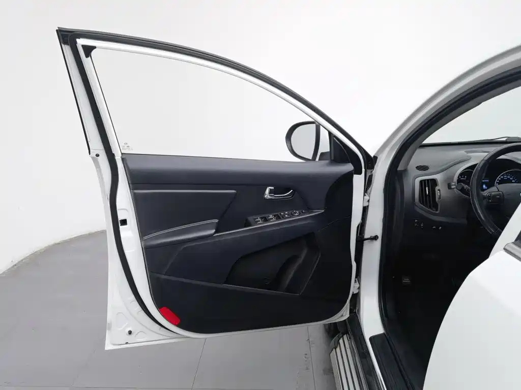 Kia Sportage — миниатюра 8