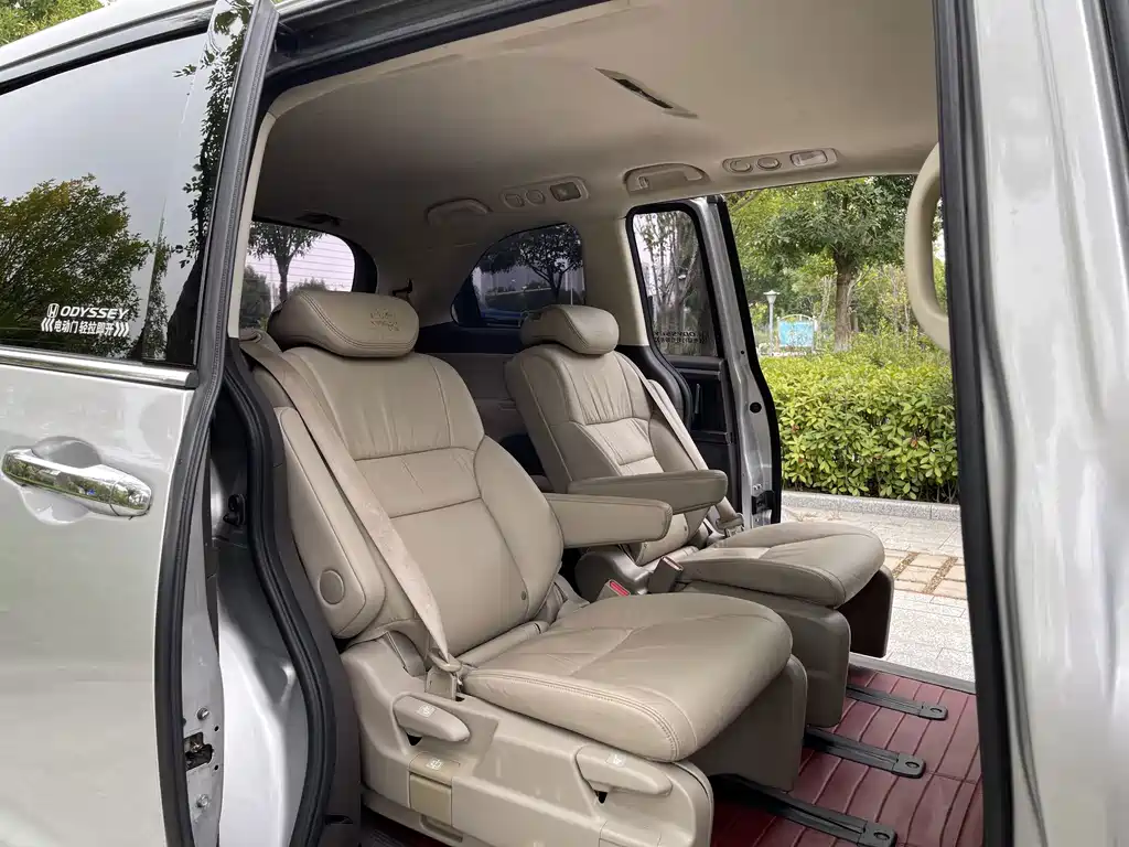 Honda Odyssey — миниатюра 5