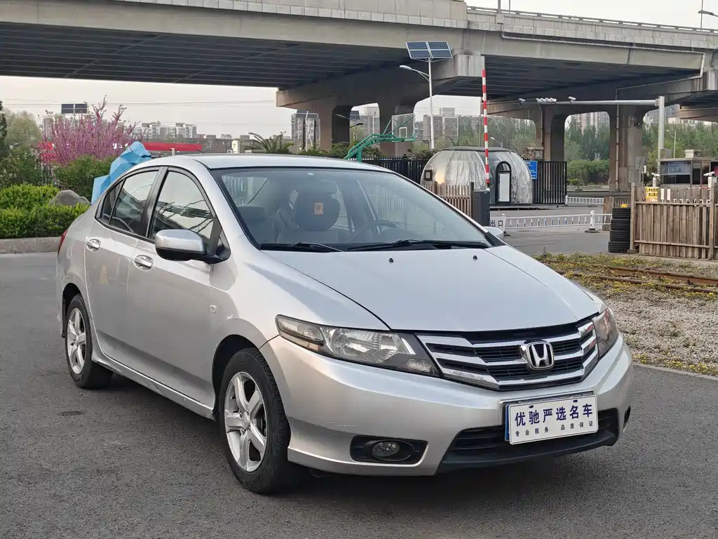 Honda City Classic Elegant 1.5L Manual Elite Edition, фото 3