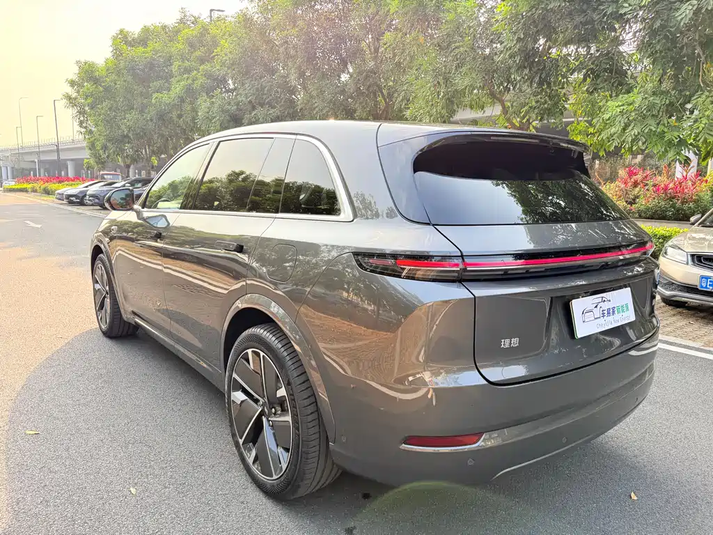 Li Auto IDEAL L7