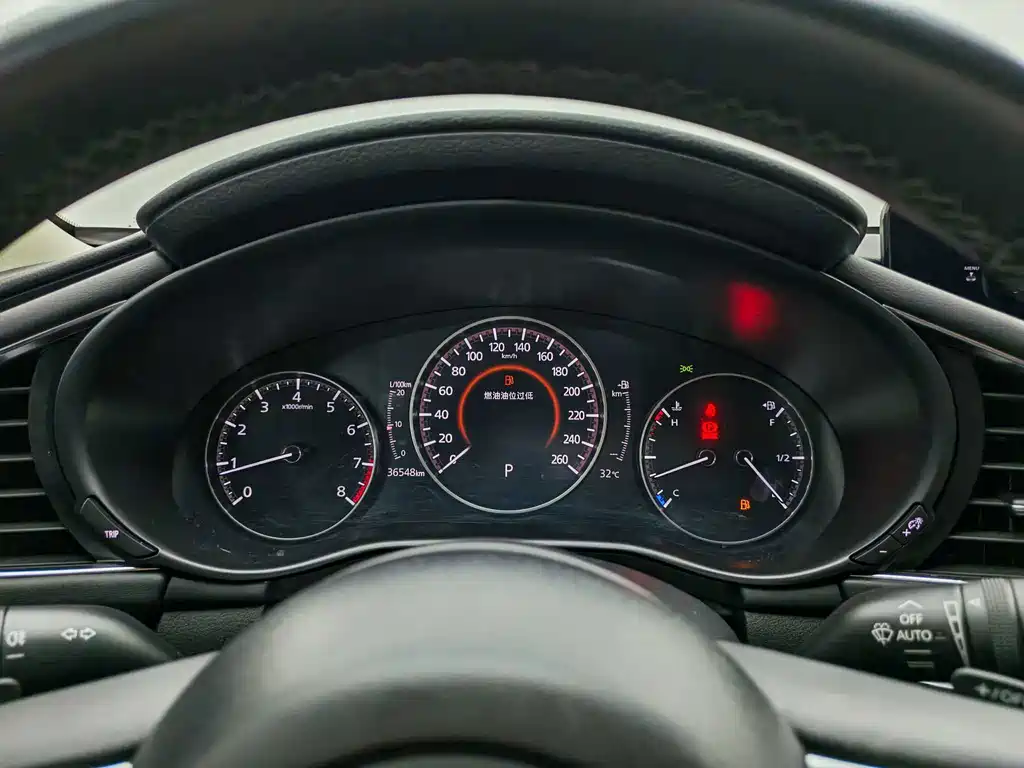 Mazda 3 Axela — миниатюра 8