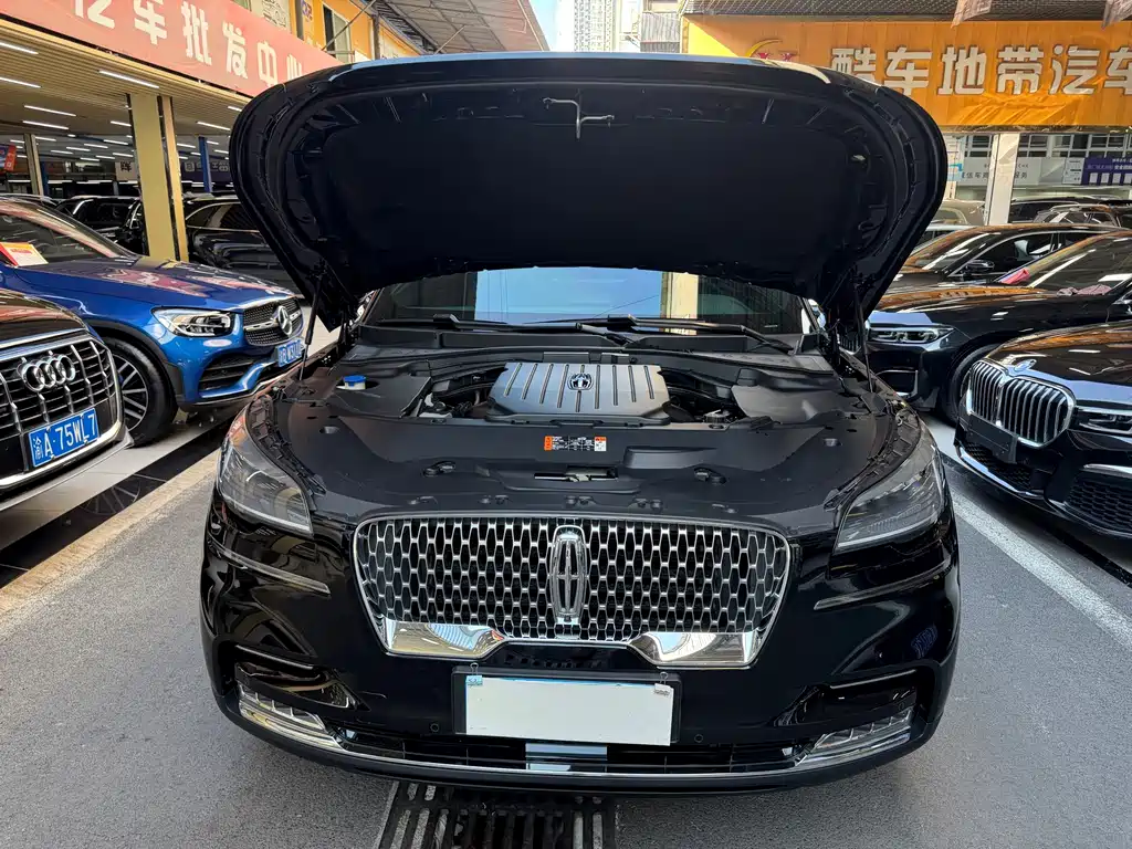 Lincoln Aviator — миниатюра 34