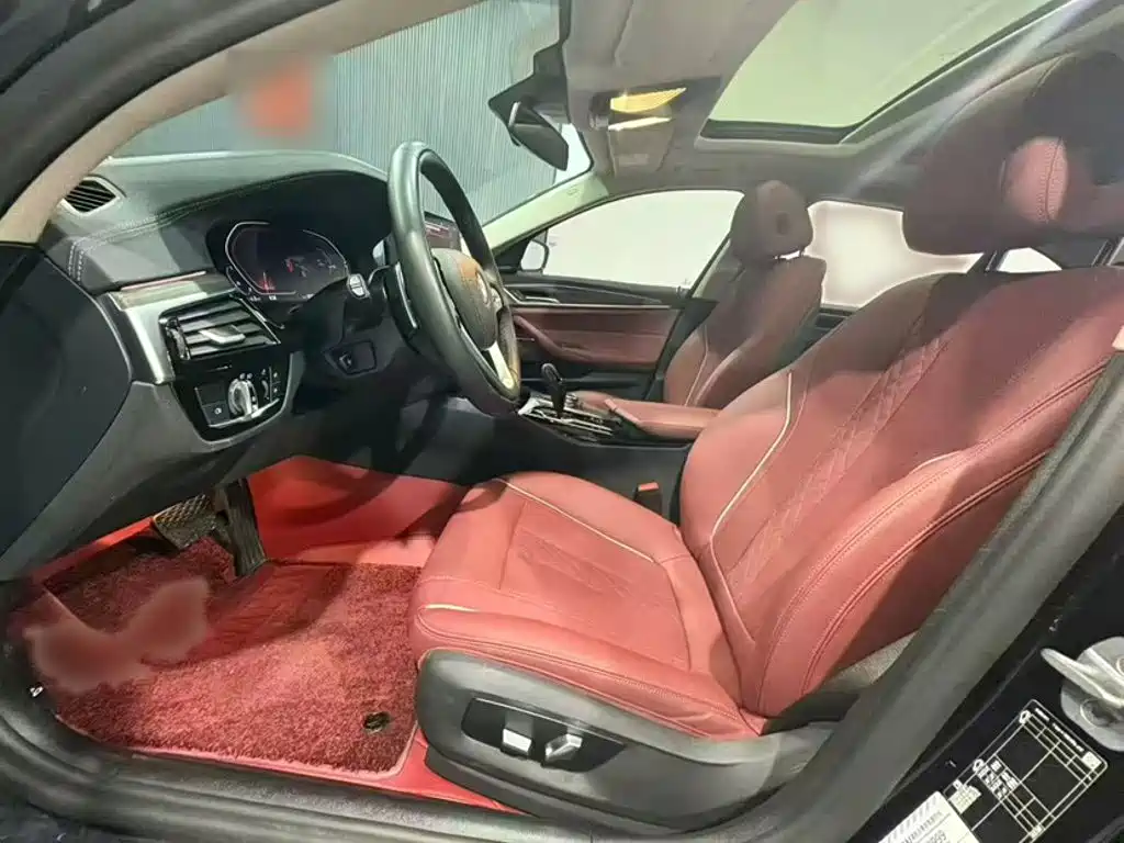 BMW 5 Series — миниатюра 16
