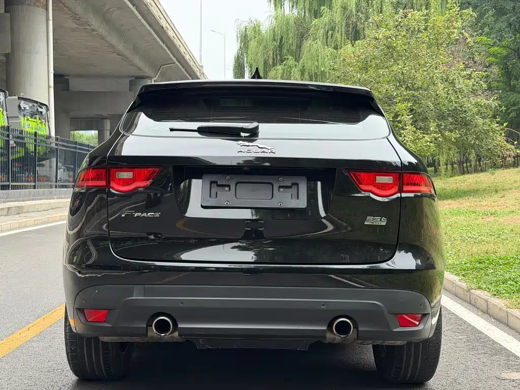 Jaguar F-PACE — миниатюра 16