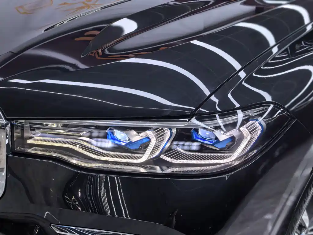 BMW X7 — миниатюра 41