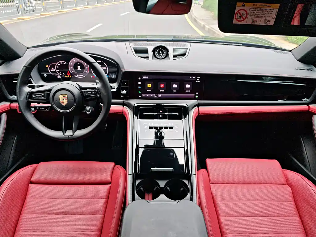 Porsche Panamera — миниатюра 28