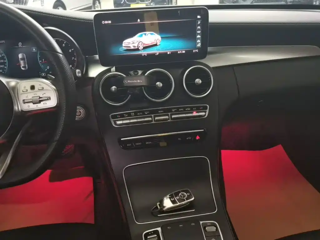 Mercedes-Benz C-Class — миниатюра 13