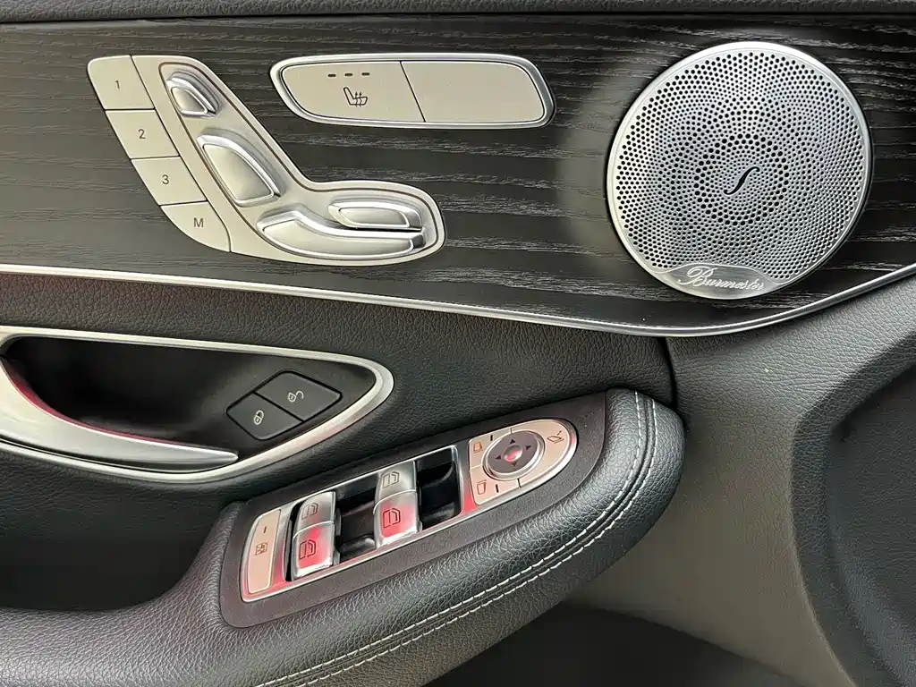 Mercedes-Benz C-Class — миниатюра 19