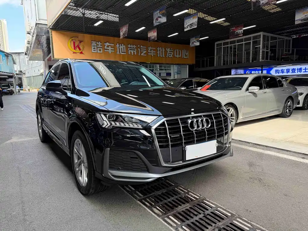 Audi Q7 — миниатюра 3
