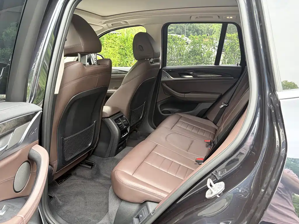 BMW X3 — миниатюра 6