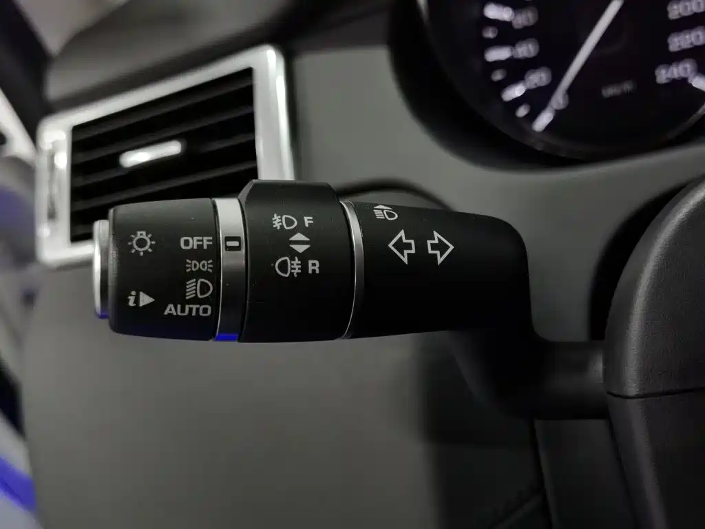 Land Rover Discovery Sport — миниатюра 21