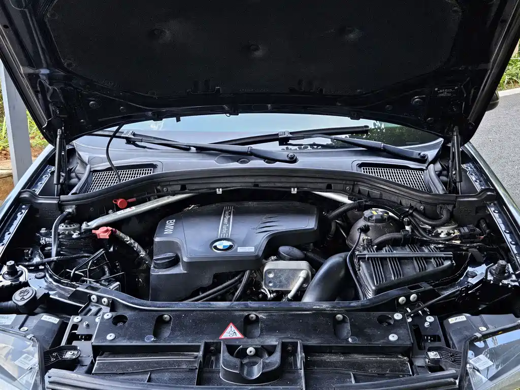 BMW X4 — миниатюра 7