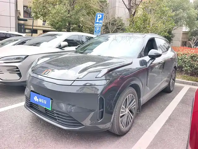 LYNK & CO. 08 EM P 2024