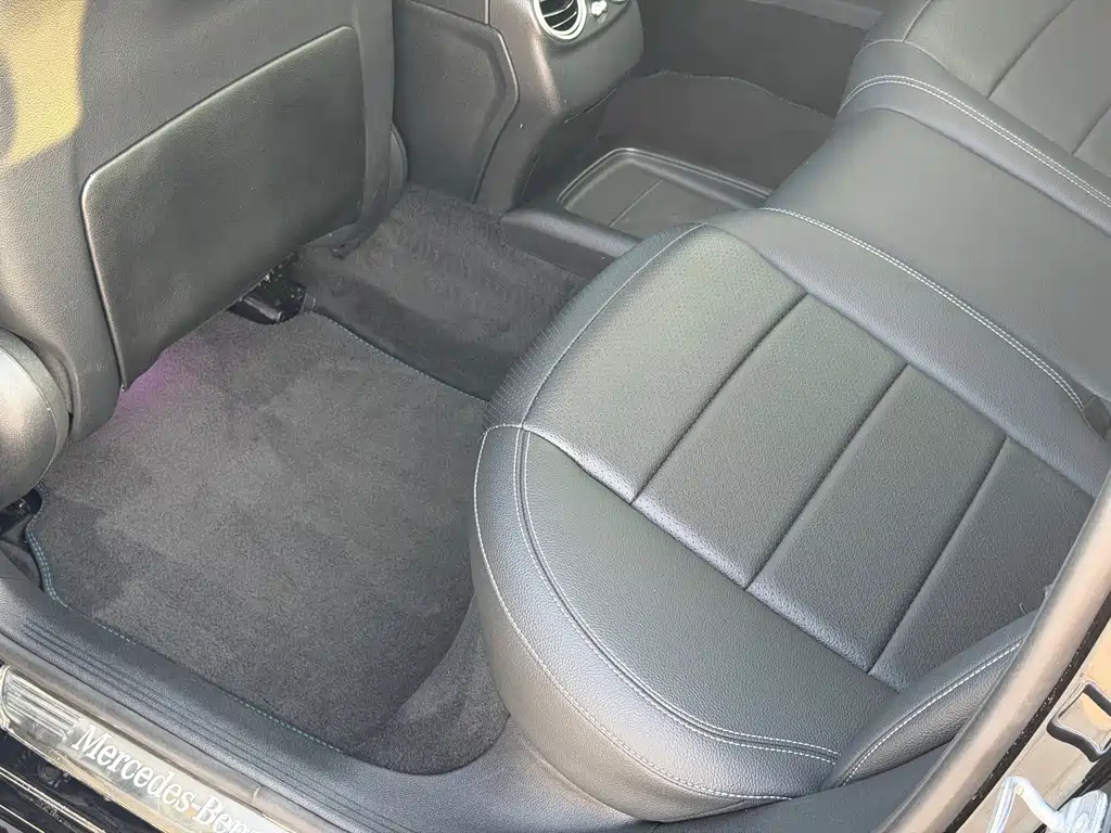 Mercedes-Benz E-Class — миниатюра 15