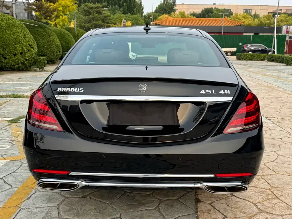 Mercedes-Benz S-Class — миниатюра 4