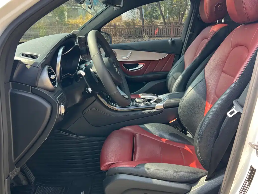 MERCEDES-BENZ GLC COUPE