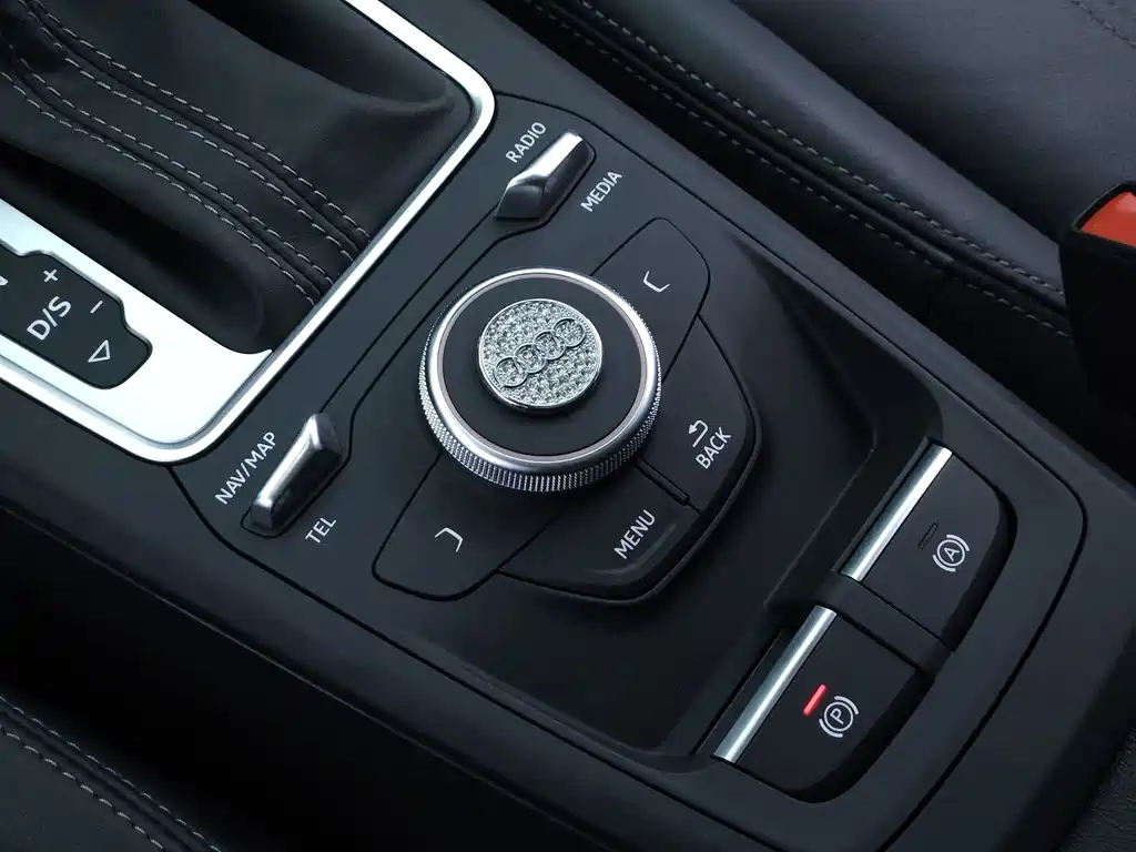 Audi Q2L — миниатюра 17