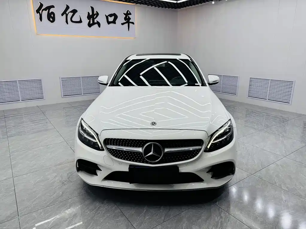 Mercedes-Benz C-Class — миниатюра 2