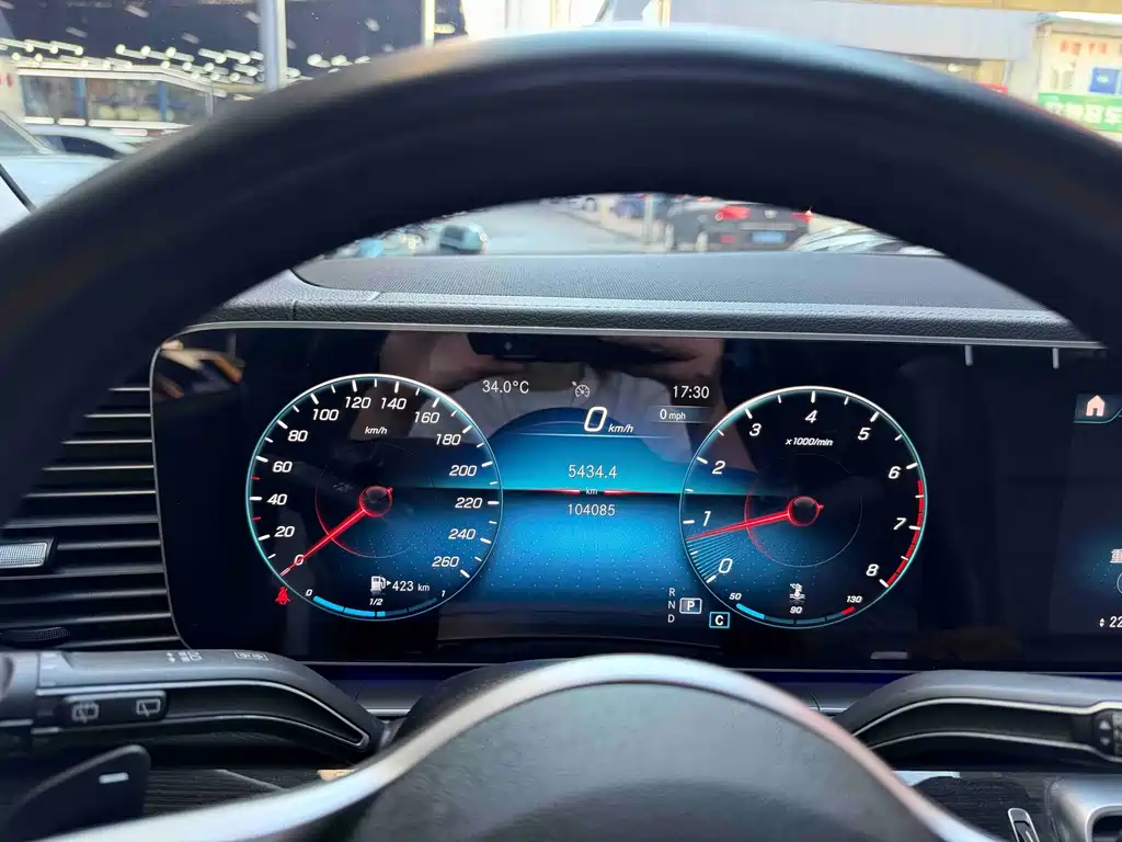 Mercedes-Benz GLE (Import) — миниатюра 8