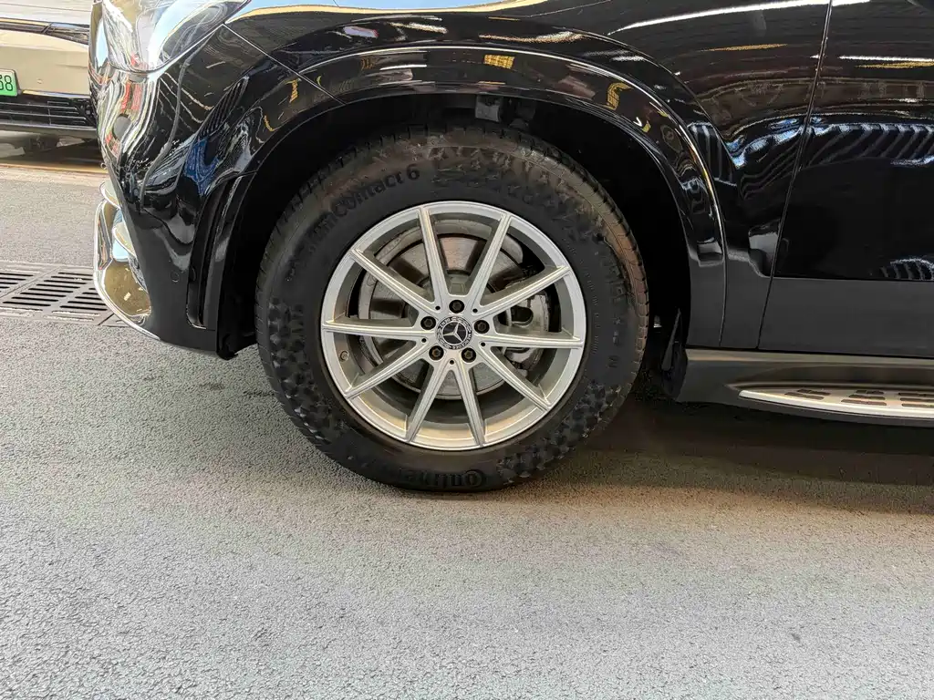 Mercedes-Benz GLE (Import) — миниатюра 25