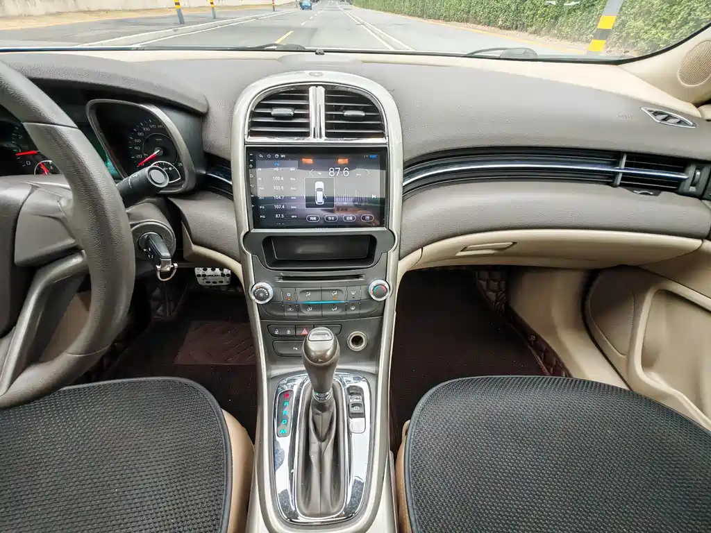 Chevrolet Malibu — миниатюра 15