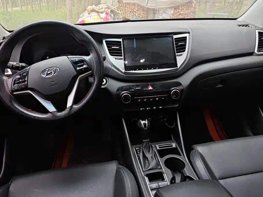 Hyundai Tucson — миниатюра 12