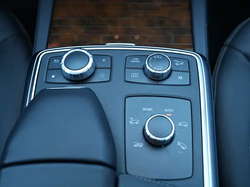 Mercedes-Benz M-Class — миниатюра 19