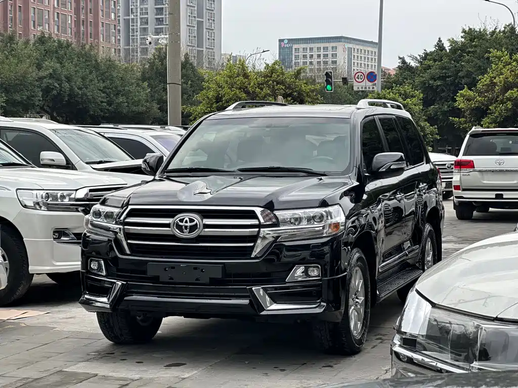 Toyota Land Cruiser 2020