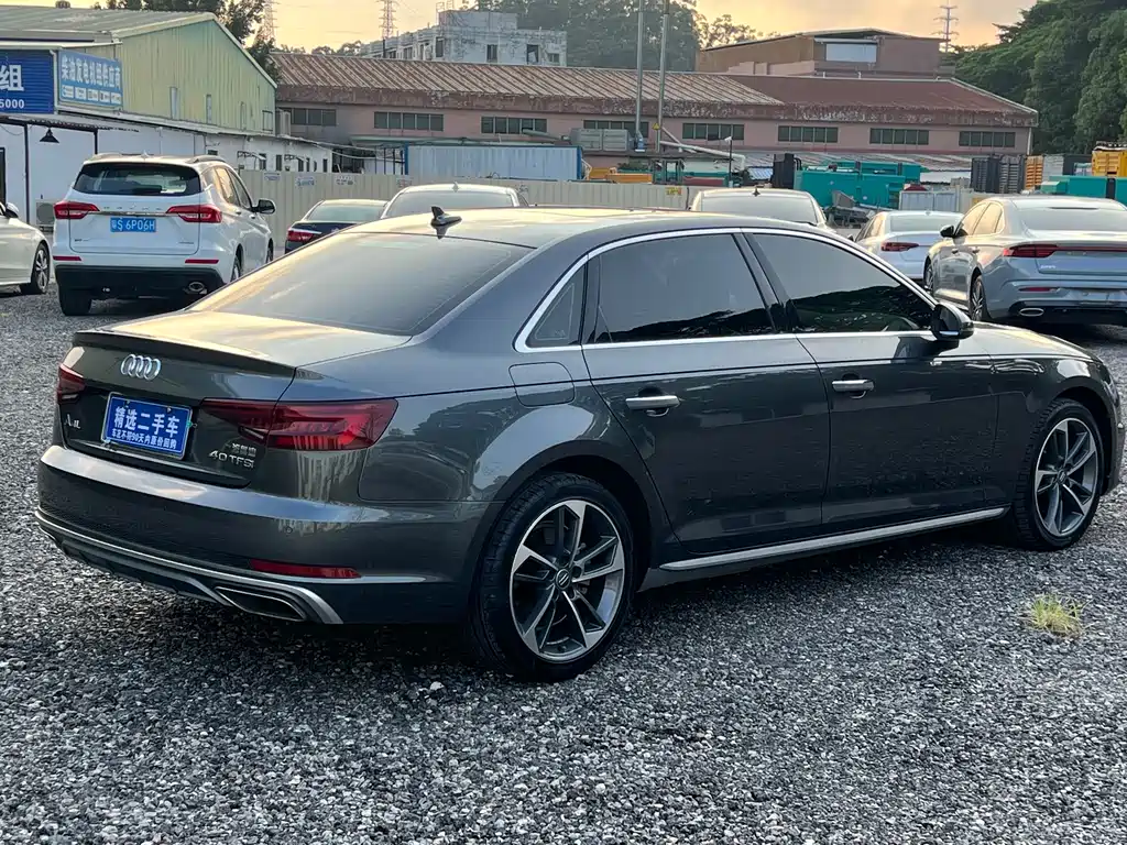 AUDI  A4L
