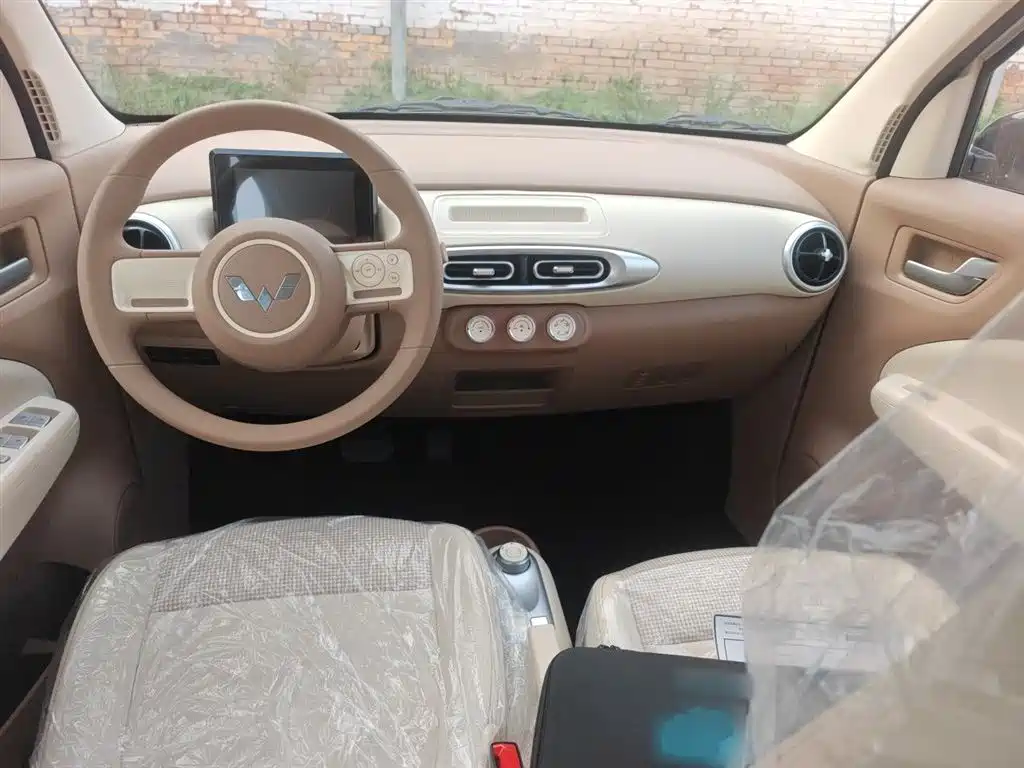 Wuling Mini EV MINIEV 2025