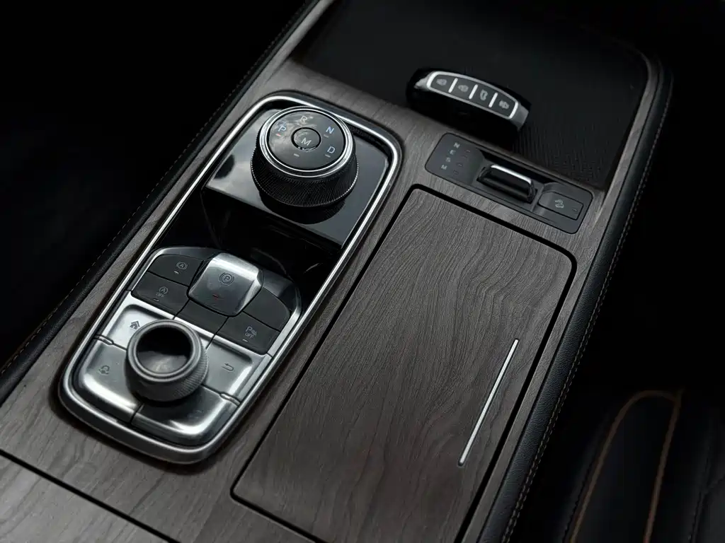 Ford Equator — миниатюра 13