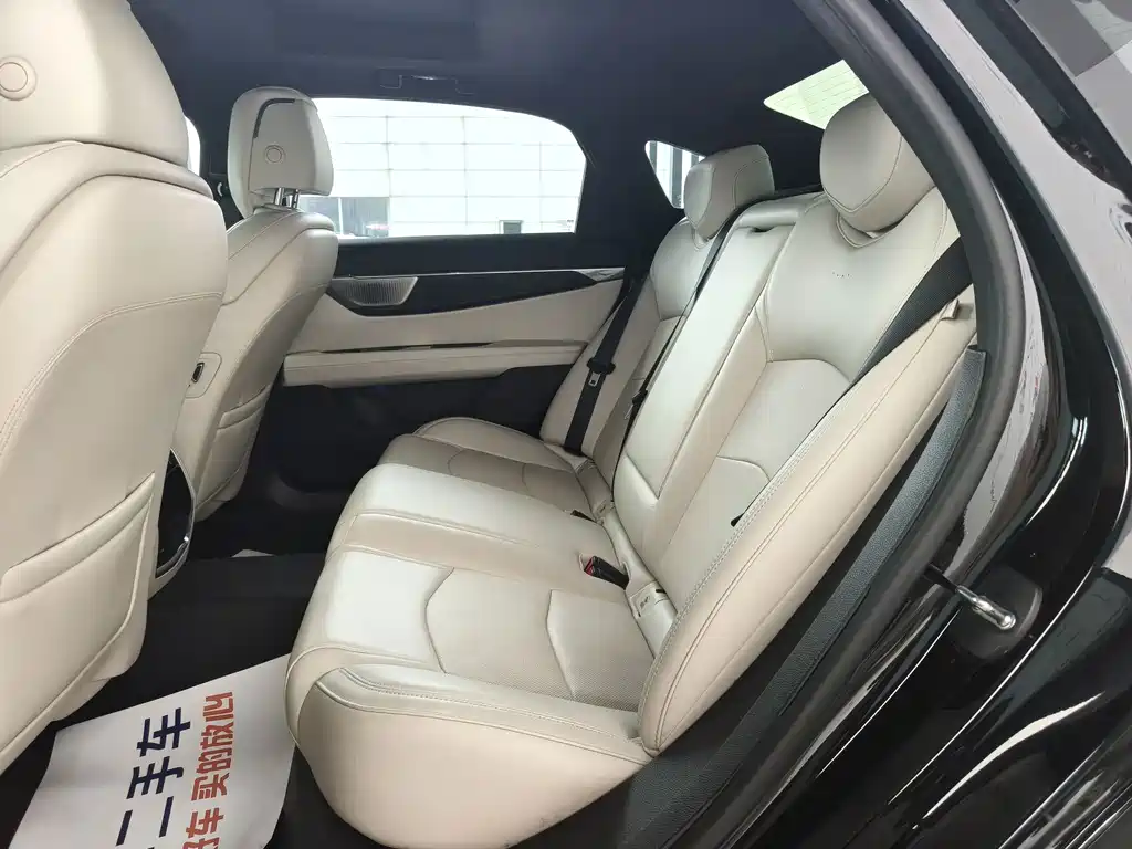 Cadillac CT6 — миниатюра 7