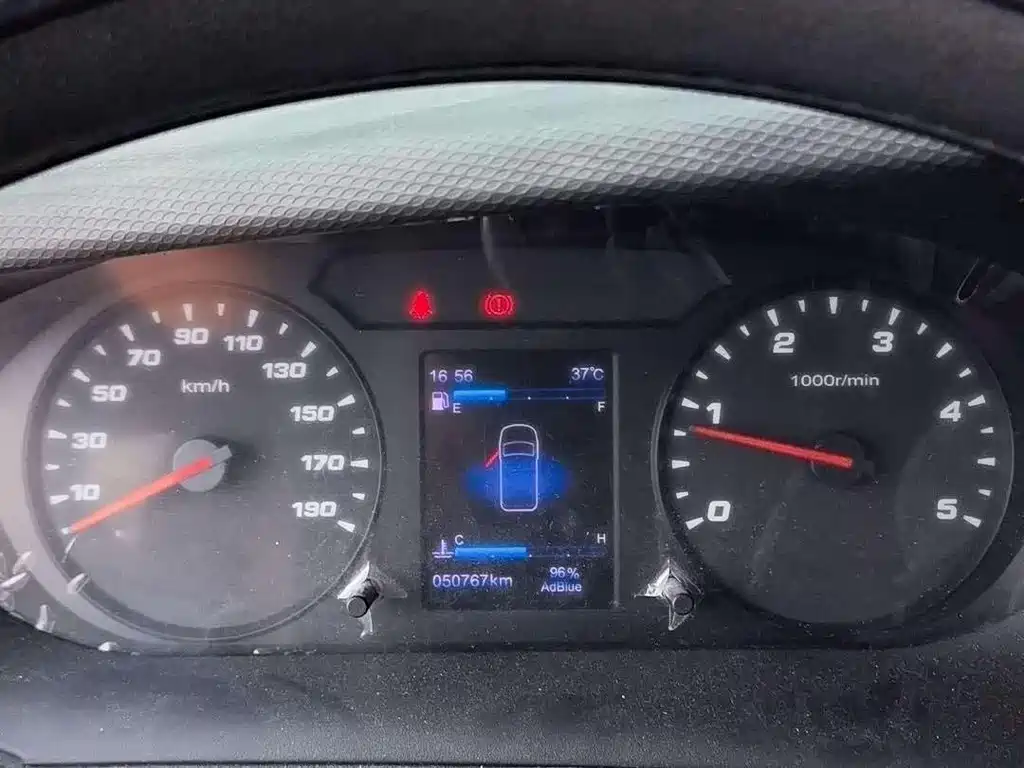 IVECO Ousheng — миниатюра 12