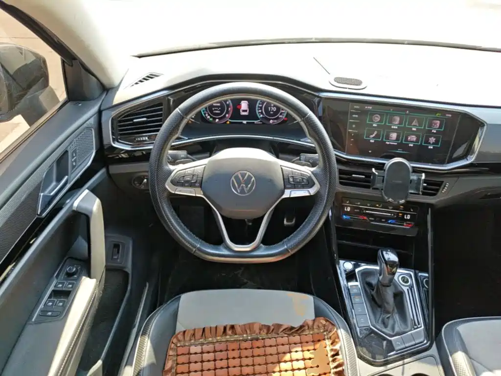 Volkswagen X — миниатюра 11