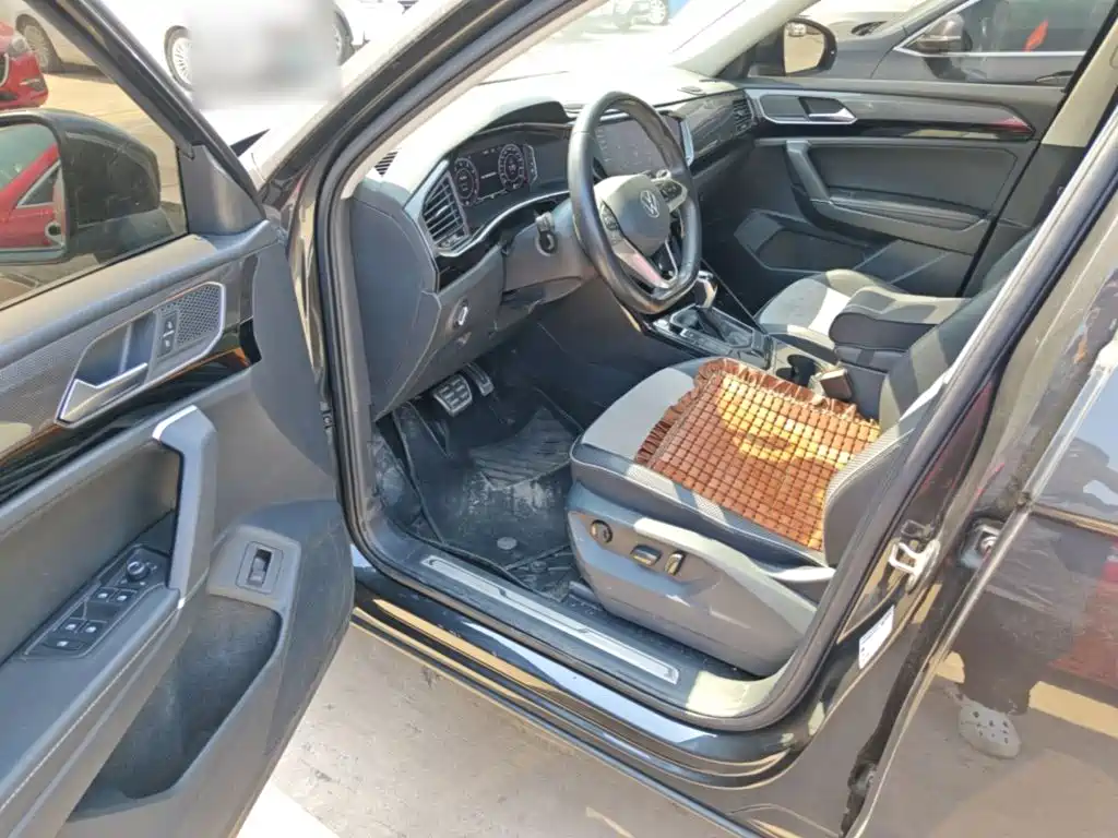 Volkswagen X — миниатюра 16