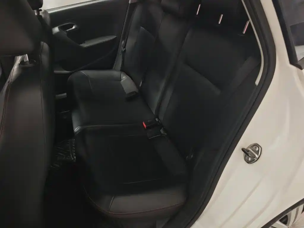 Volkswagen Polo — миниатюра 19