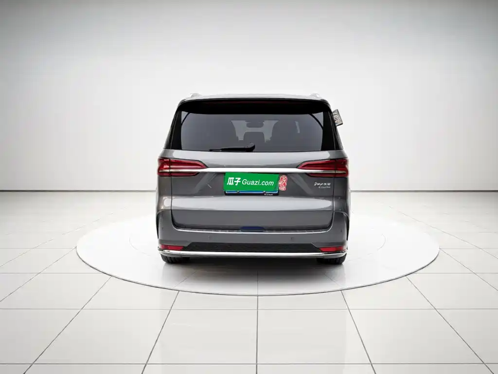 Roewe iMAX8 — миниатюра 5