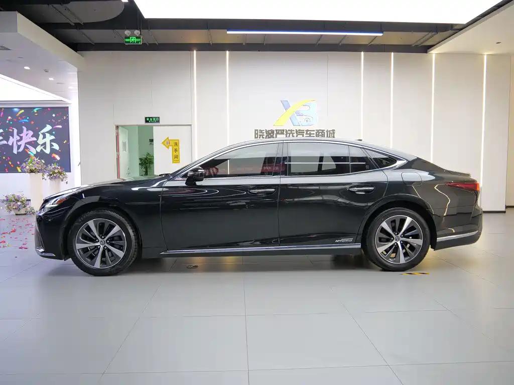 Lexus LS 500h Excellence Edition, фото 6