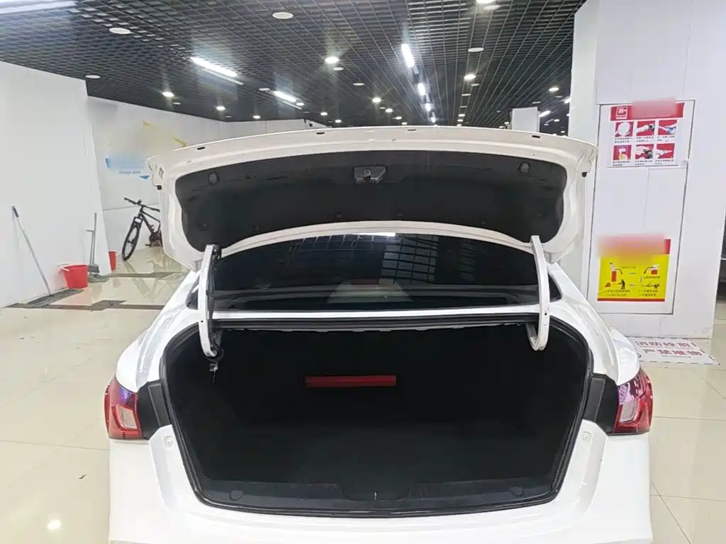 MG MG GT — миниатюра 19