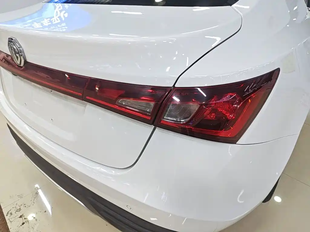 MG MG GT — миниатюра 8