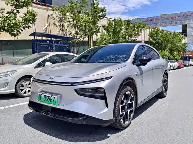 2025 Xpeng G7