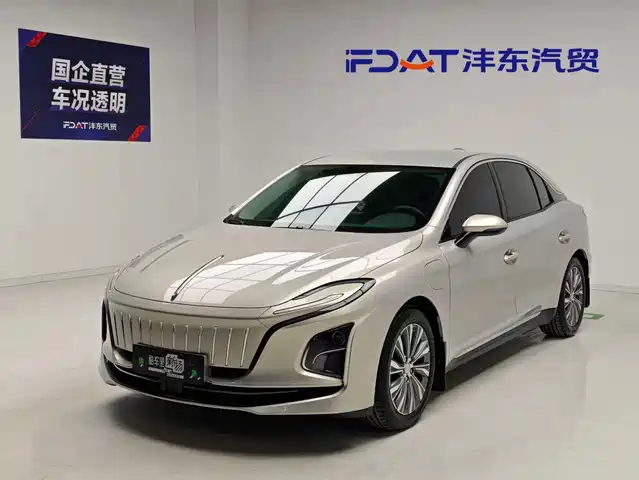 Hongqi E-QM5