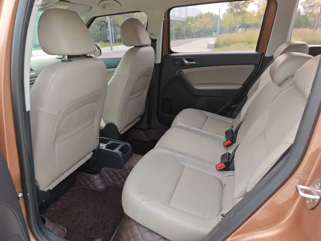 Skoda Yeti — миниатюра 6